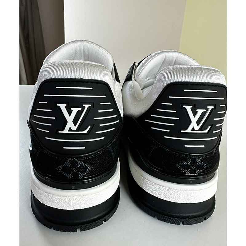 Jelly studio – Louis Vuitton trainer sneaker V2 – Rep Preview Studio